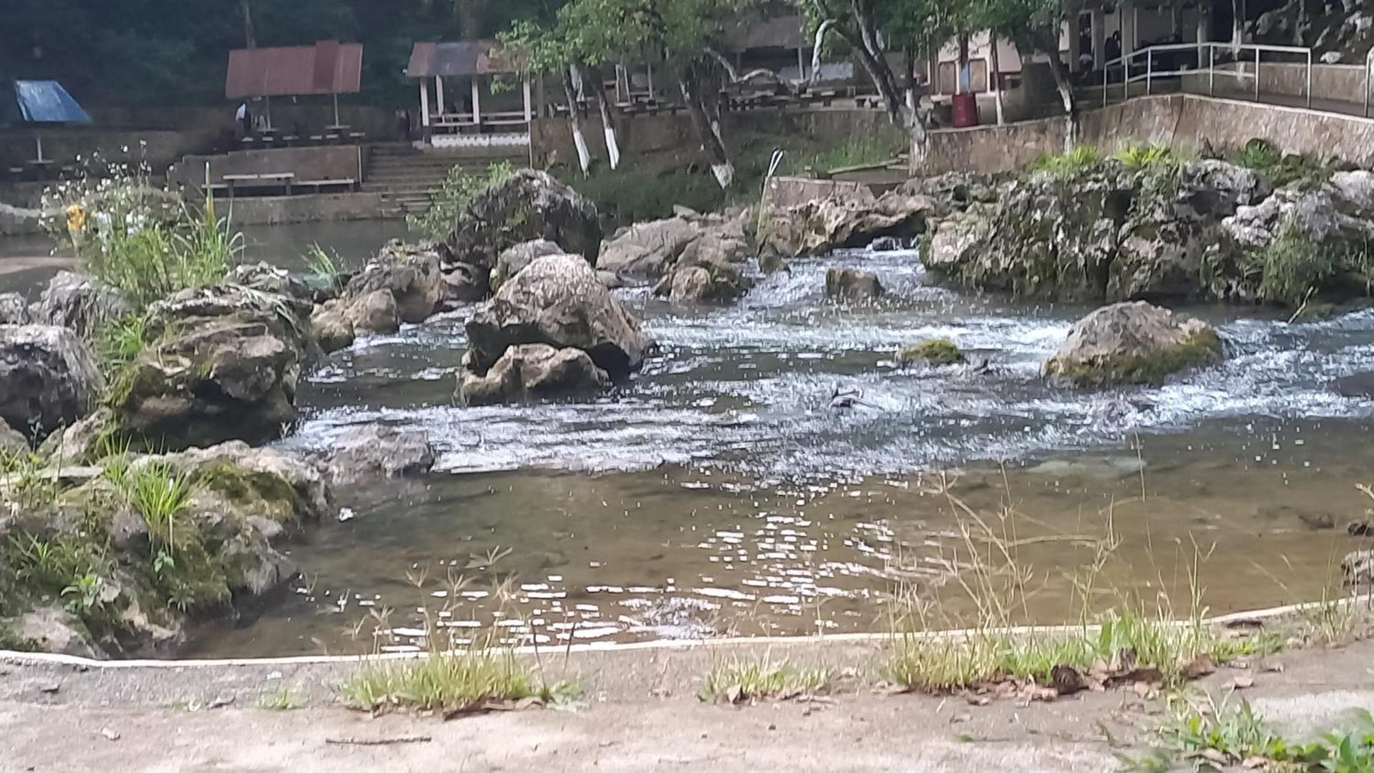 Cora Izone Hotel Cobán Kültér fotó